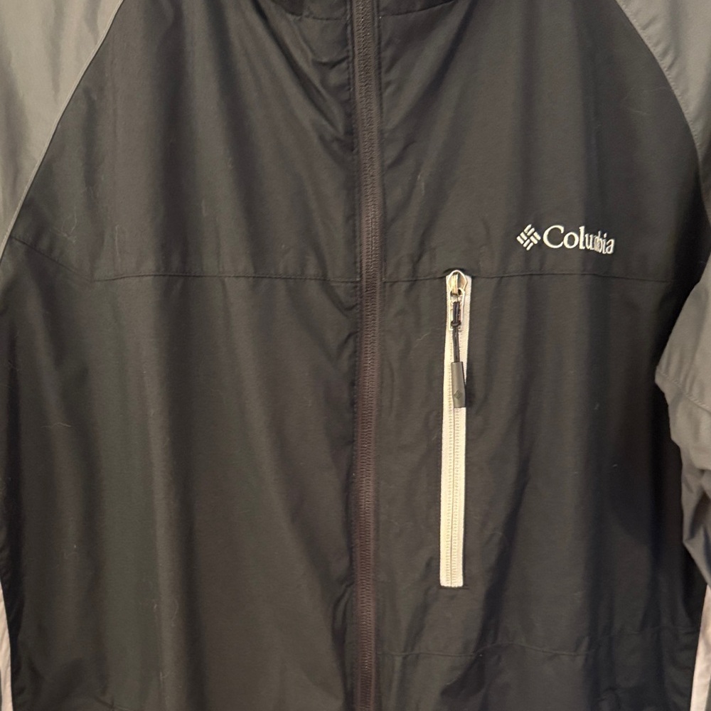 Columbia Interchange Men's Performance Jacket in Black and Gray - Picture 3 of 7